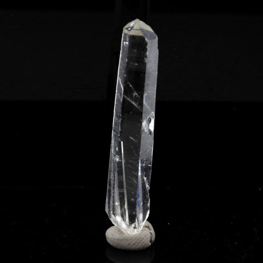 Quartz mineral. 15.48 carats. La Gardette Mine, Bourg d'Oisans, Isère, France