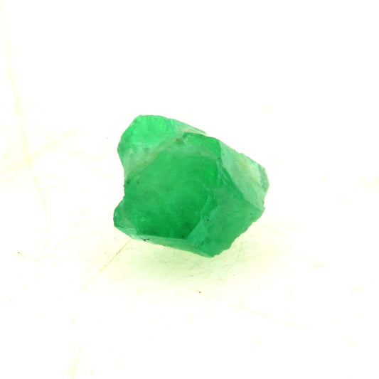 Emeraude. 0.72 cts. En provenance de Mingora emerald deposit, Swat District, Khyber Pakhtunkhwa Province, Pakistan