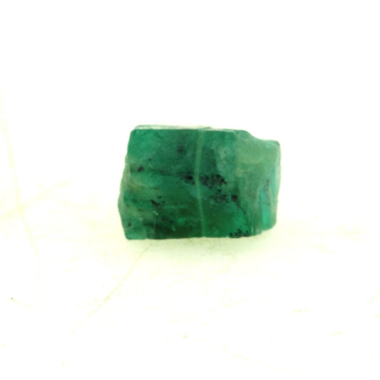 Emeraude. 0.92 cts. En provenance de Mingora emerald deposit, Swat District, Khyber Pakhtunkhwa Province, Pakistan