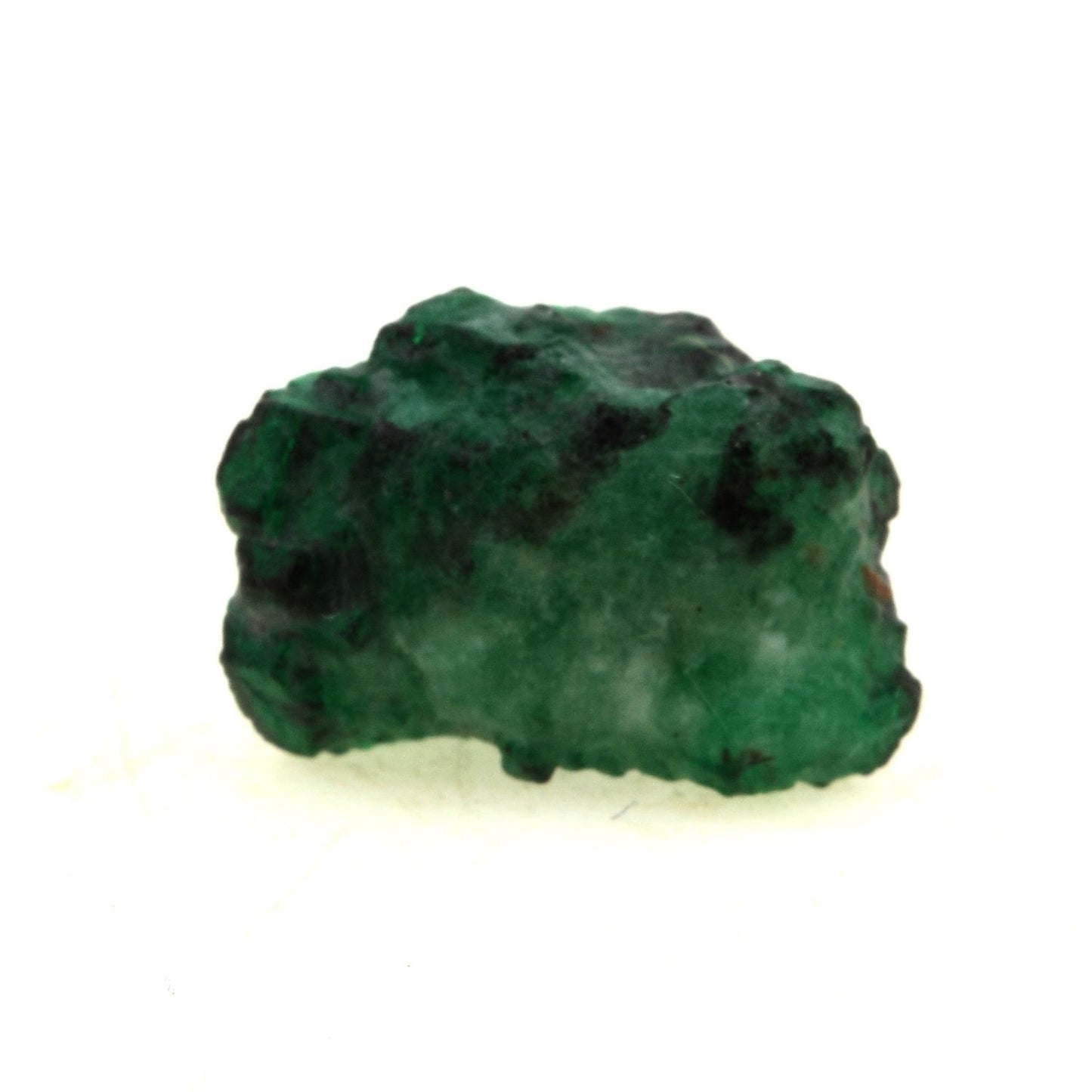 Emeraude. 8.07 cts. En provenance de Mingora emerald deposit, Swat District, Khyber Pakhtunkhwa Province, Pakistan