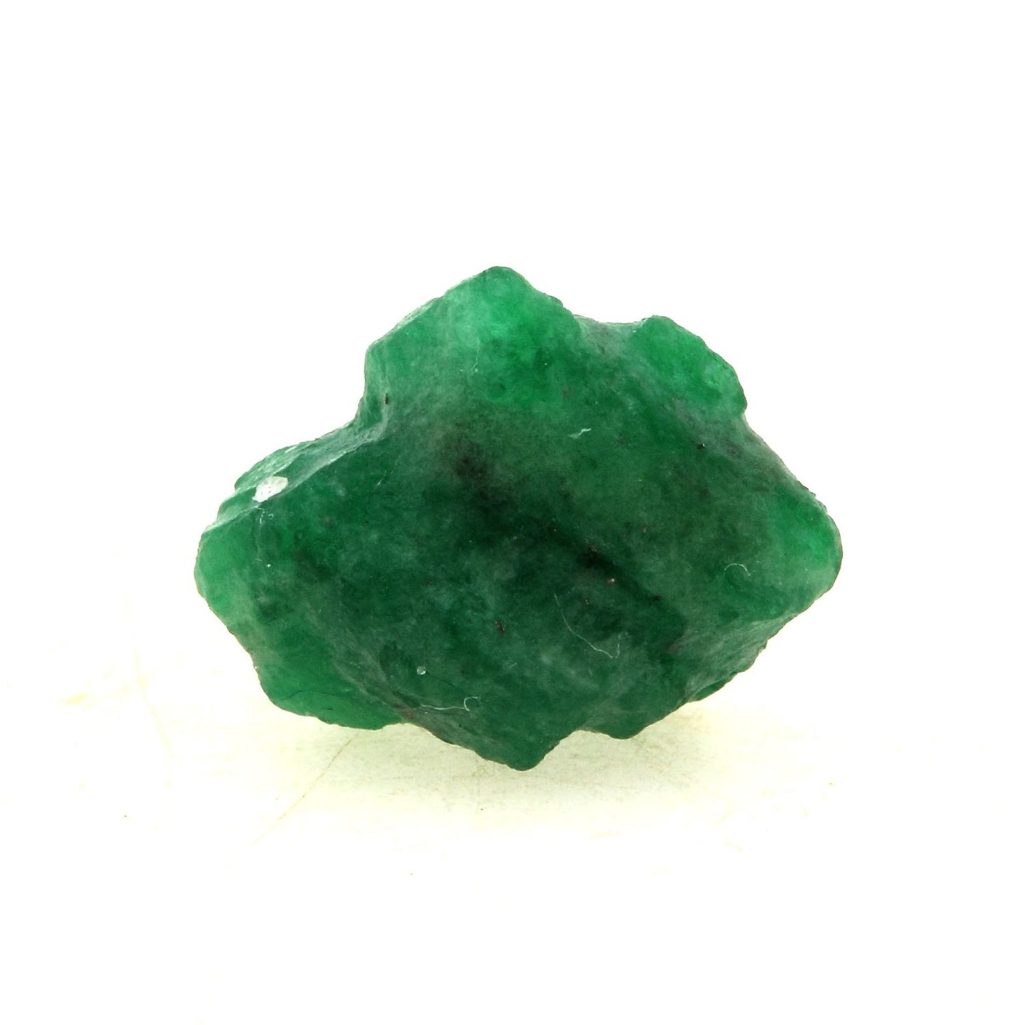 Emeraude. 6.67 cts. En provenance de Mingora emerald deposit, Swat District, Khyber Pakhtunkhwa Province, Pakistan