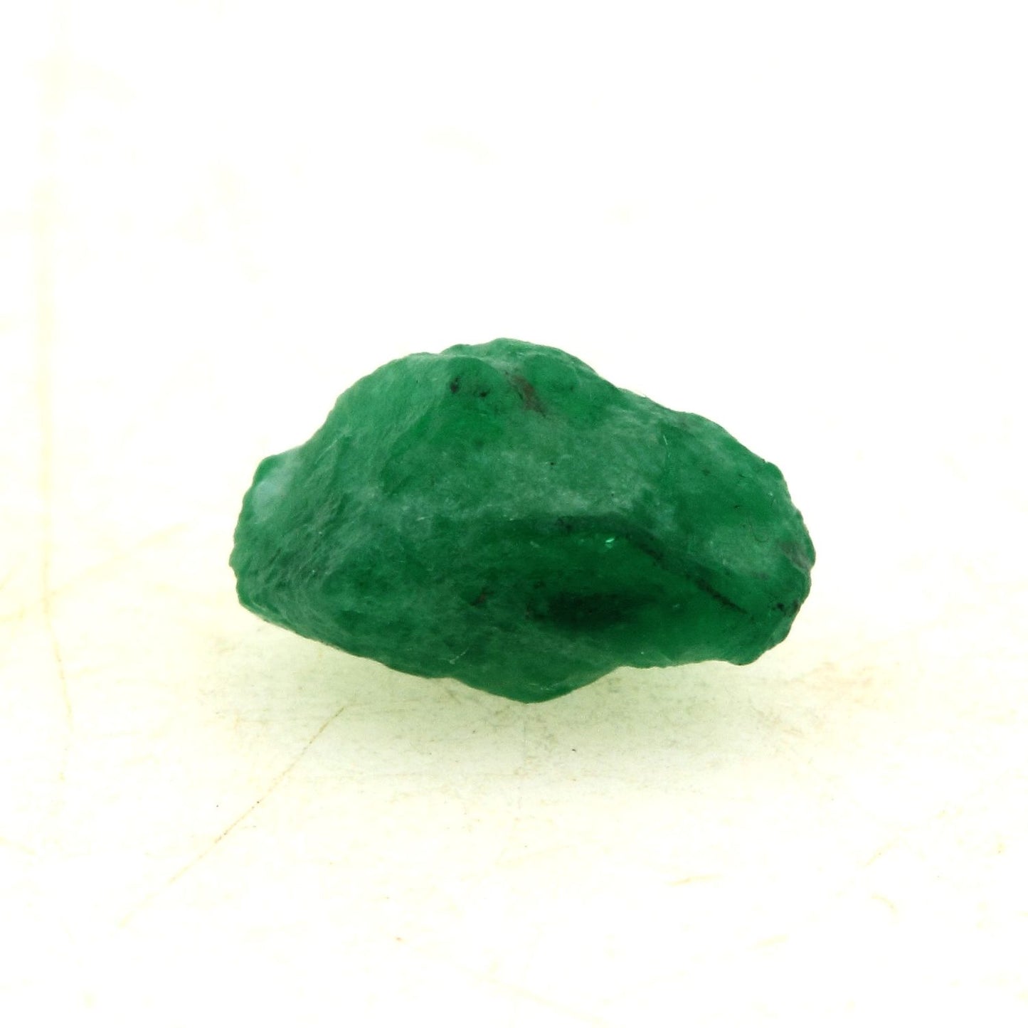 Emeraude. 1.62 cts. En provenance de Mingora emerald deposit, Swat District, Khyber Pakhtunkhwa Province, Pakistan