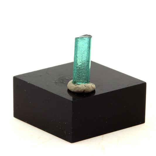 Tourmaline Indicolite. 1.18 carats. En provenance de Dara-e-Pech pegmatite field, Dara-e-Pech District, Kunar, Afghanistan