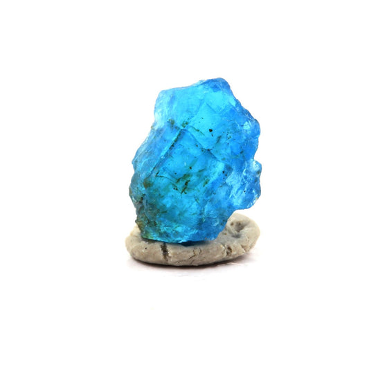 Apatite bleu neon en provenance de Norcross-Madagascar Apatite Mine, Isoanala, Betroka, Anosy, Madagascar