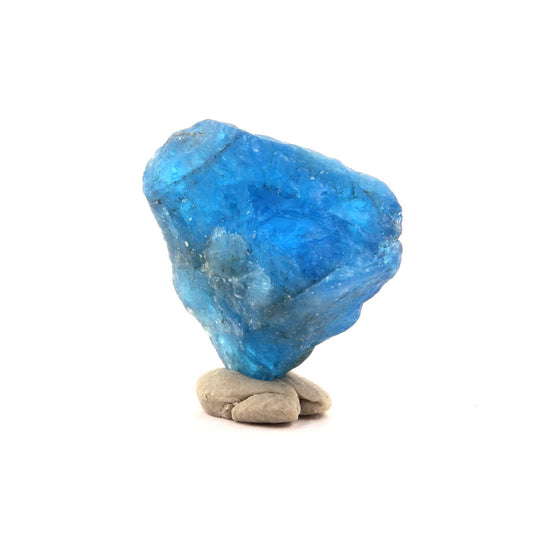 Apatite Bleue neon. 9.47 carats. Betroka, Anosy, Madagascar