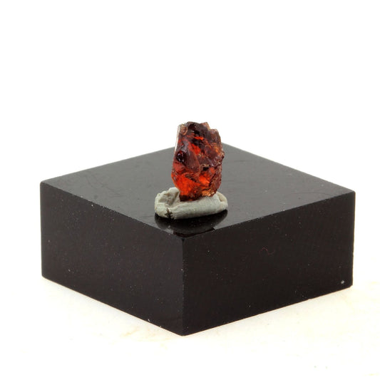 Grenat Rhodolite. 1.24 carats. Lokiriama, Lodwar, Kenya