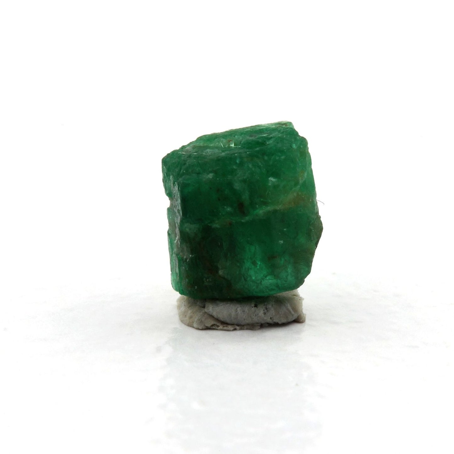 Emeraude. 2.05 cts. Mingora emerald deposit, Swat District, Pakistan