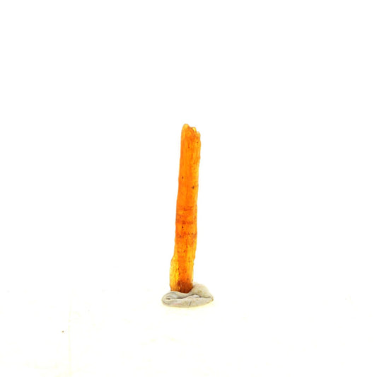 Cyanite orange. 1.17 carats. Sangulungulu Hill, Loliondo, Tanzanie