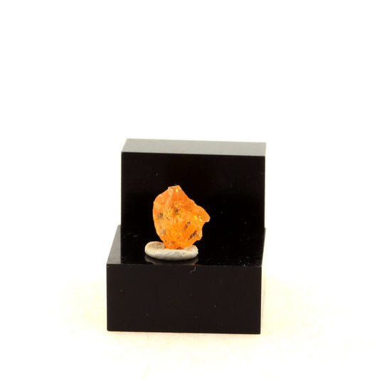 Grenat Spessartite. 2.05 carats. Sangulungulu Hill, Loliondo, Tanzanie