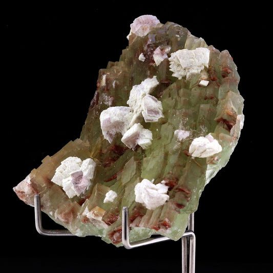 Fluorite + Dolomite + Hematite. 468.50 carats. Wölsendorf fluorite mining district, Allemagne