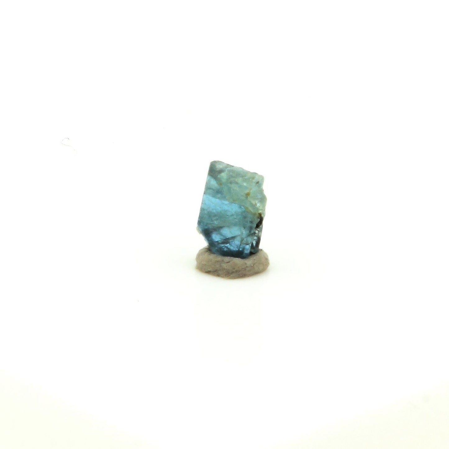 Alexandrite en provenance de Lake Manyara, Arusha Region, Tanzanie