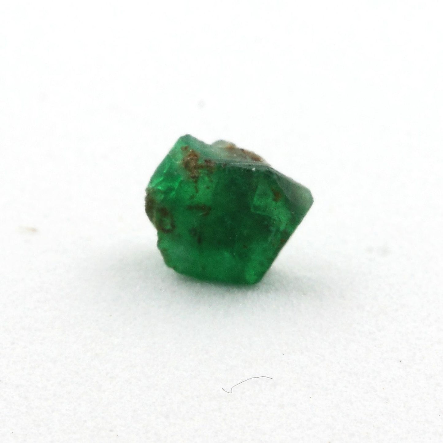 Emeraude. 0.79 cts. Mingora emerald deposit, Swat District, Pakistan